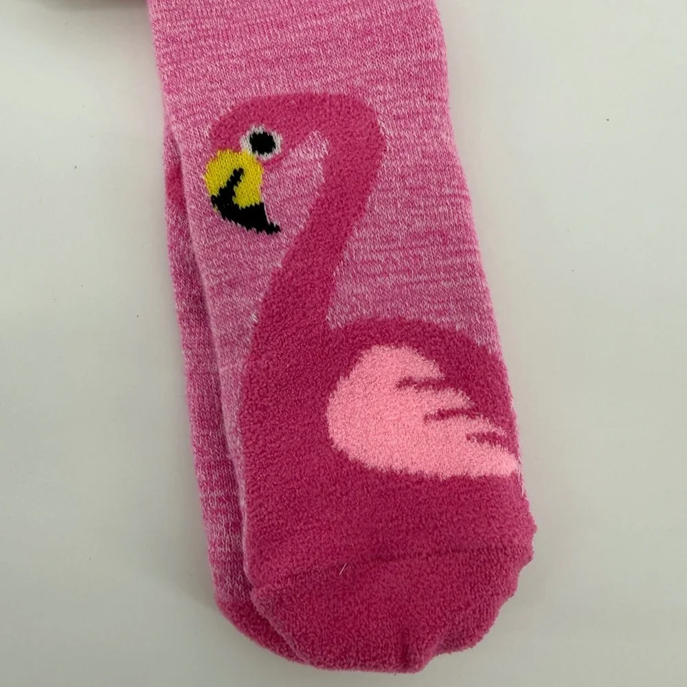 NWT Northeast Outfitters Cozy Cabin Aloe Infused Flamingo Socks Size Y 10K-4‎